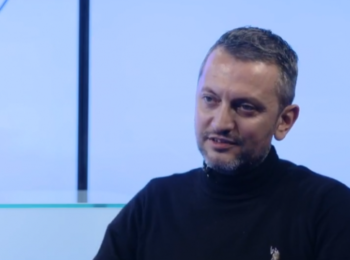 w 12 350x260 - 25 vjet i zhdukur Remzi Hoxha, djali i tij rrëfen sesi iu rrëmbye babai në Shqipëri