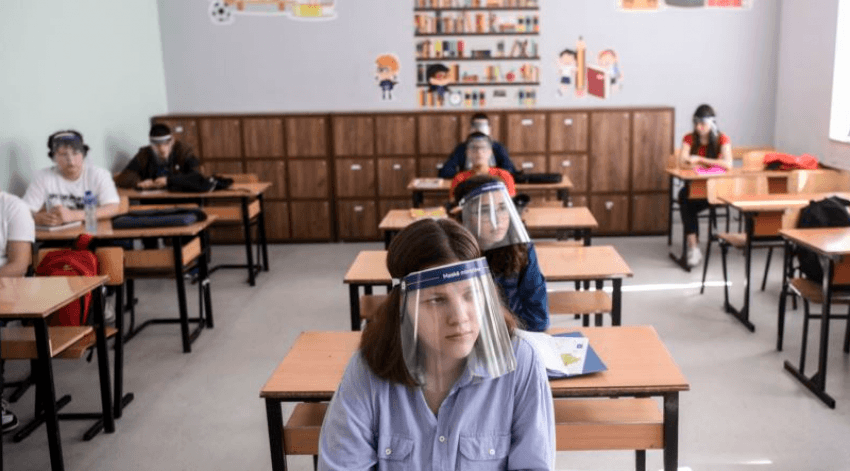 w 6 - Dhjetëra shkolla në Ferizaj shpërfillin vendimin e Qeverisë për procesin mësimor