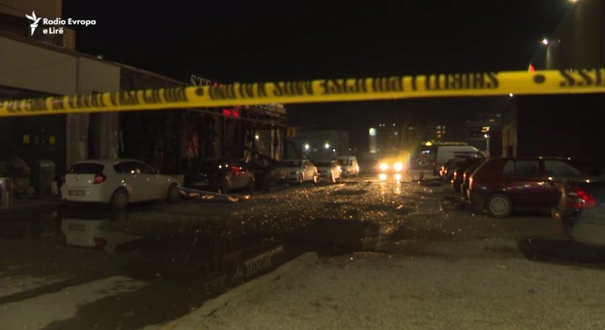 w 22 - Pamje pas shpërthimit në Ferizaj (VIDEO)