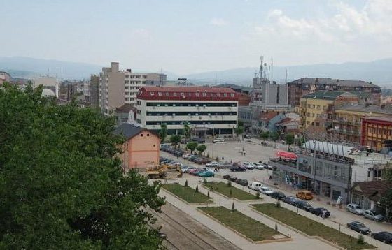 Ferizaj 600x358 11 560x358 - E goditi me shuplaka nënën deri në alivanosje, paraburgim për ferizajasin