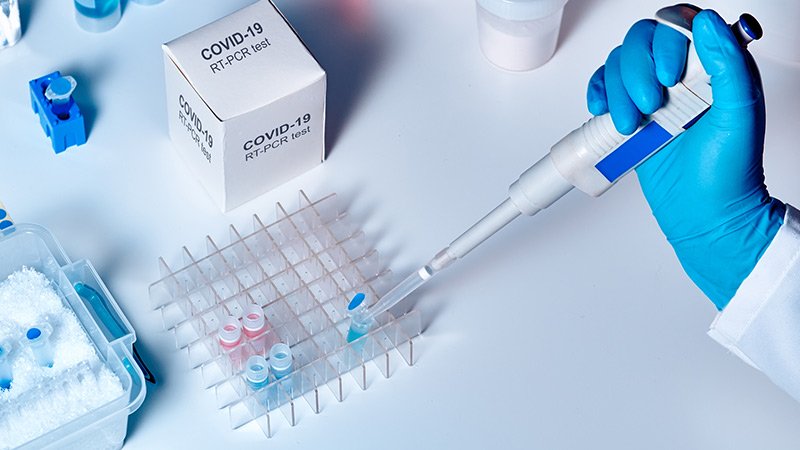 is 200316 coronavirus covid19 test 800x4501 - Lëshohen teste PCR të falsifikuara, arrestohet punëtori i poliklinikës në Ferizaj