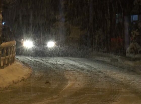 bora shq 780x439 1 560x416 - Bora në Brezovicë vështirëson qarkullimin e automjeteve