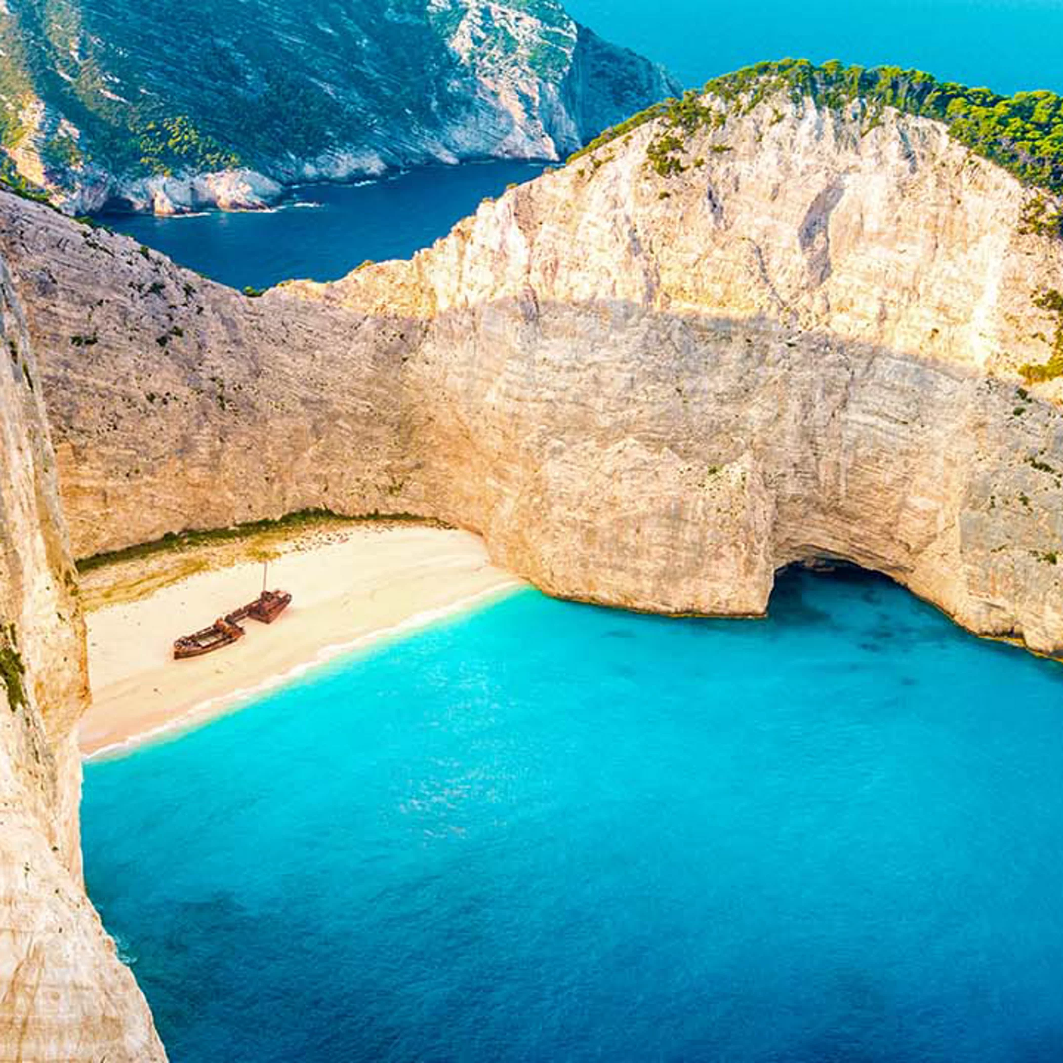 greece zth bay header 7 page header teaser 800w - 10 Vendet Më të Mira në Greqi për Pushime
