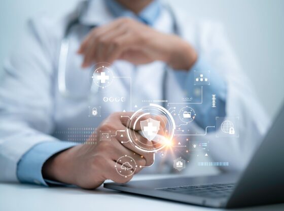 562ebeb9 4cd1 41e0 b1b4 92d9f05c48bb 560x416 - Si po ndryshon mjekësia moderne jetën e pacientëve