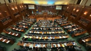 auto 1111770923414 300x168 - Rezoluta për mbrojtjen e krerëve të UÇK-së në Hagë – çfarë do të thotë për Kosovën?